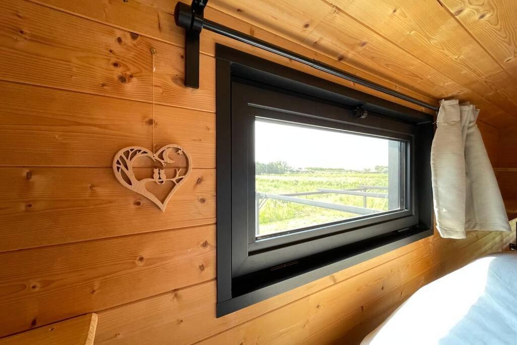 Myinsolite - Tiny-House, Jacuzzi, Brasero, Piscine إج مورت المظهر الخارجي الصورة