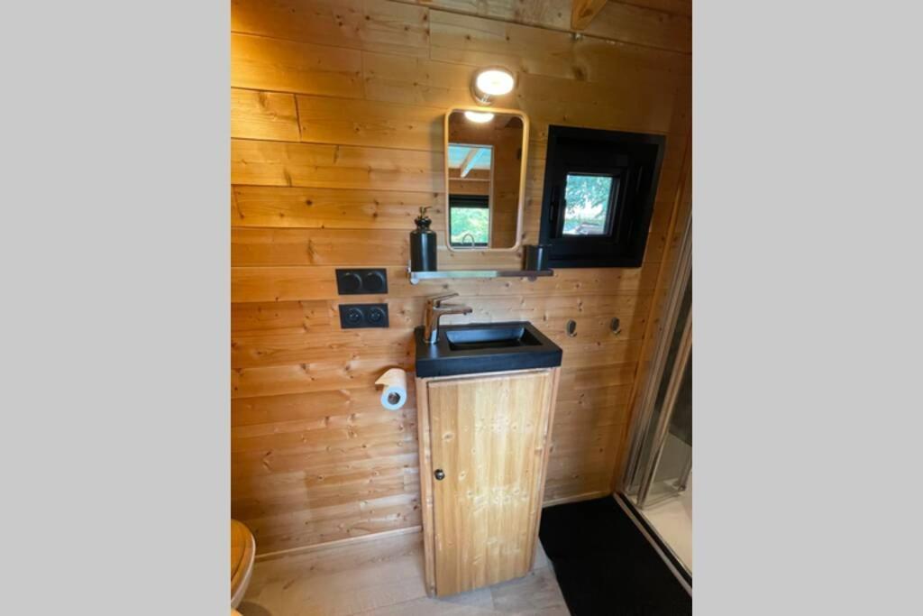 Myinsolite - Tiny-House, Jacuzzi, Brasero, Piscine إج مورت المظهر الخارجي الصورة