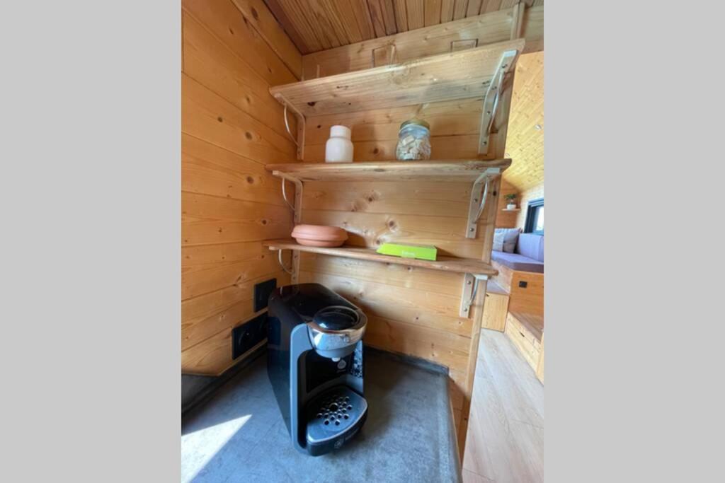 Myinsolite - Tiny-House, Jacuzzi, Brasero, Piscine إج مورت المظهر الخارجي الصورة