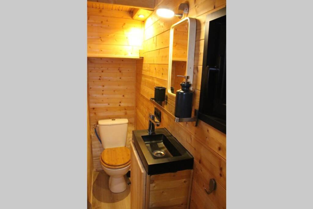 Myinsolite - Tiny-House, Jacuzzi, Brasero, Piscine إج مورت المظهر الخارجي الصورة