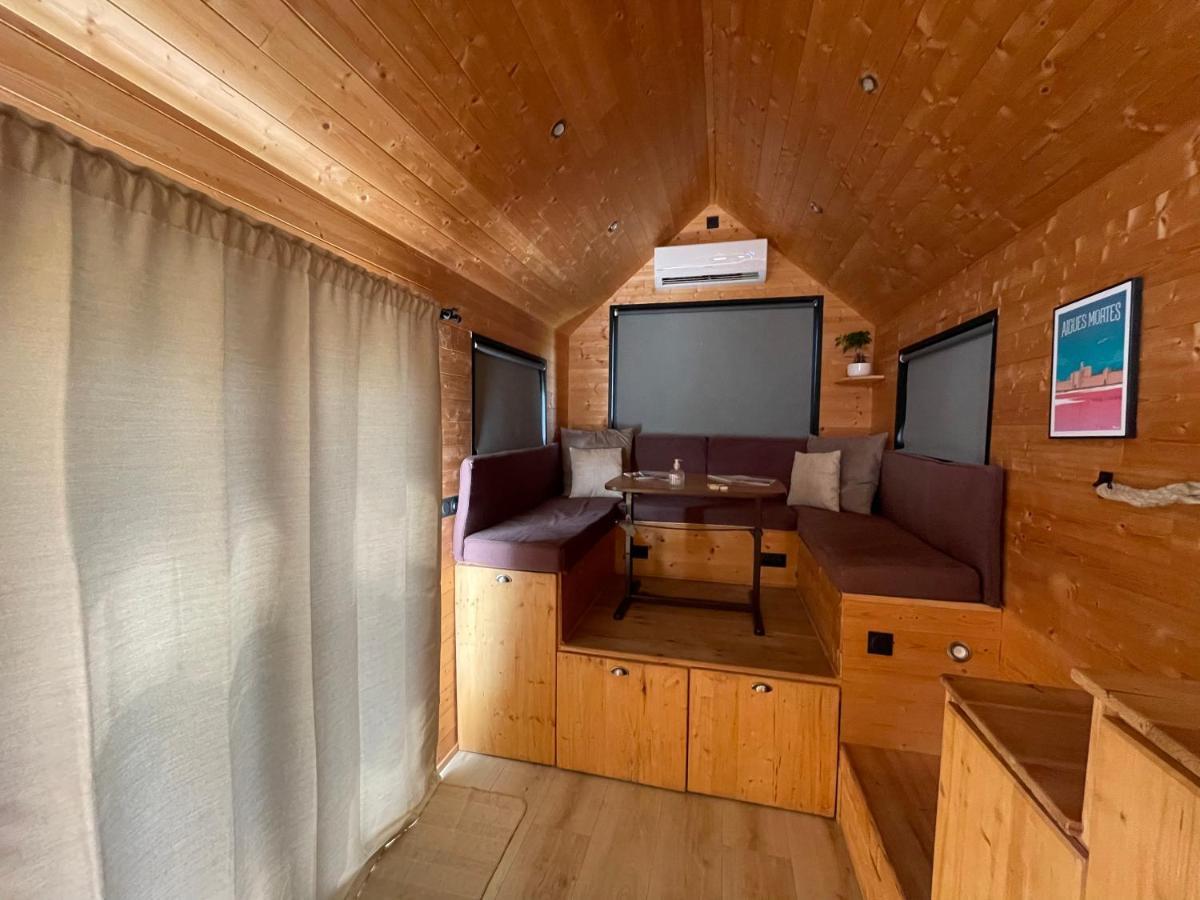 Myinsolite - Tiny-House, Jacuzzi, Brasero, Piscine إج مورت المظهر الخارجي الصورة